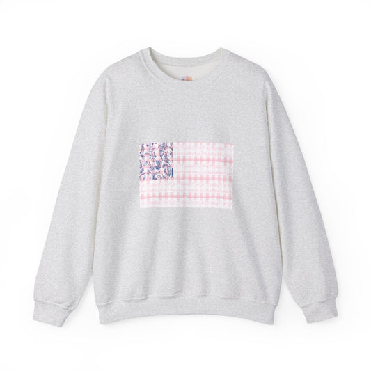 Cozy Vintage Style American Flag Heavy Blend™ Crewneck Sweatshirt - Perfect for All Seasons